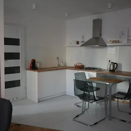 Centrum Warszawy Al Jerozolimskie Apartmán *